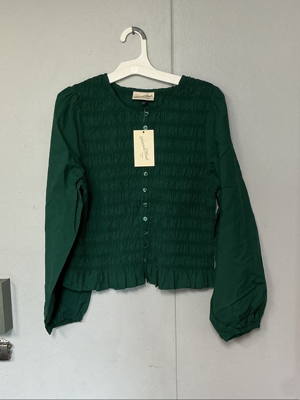 Universal Thread Emerald Green Smocked Button-Front Cropped Blouse